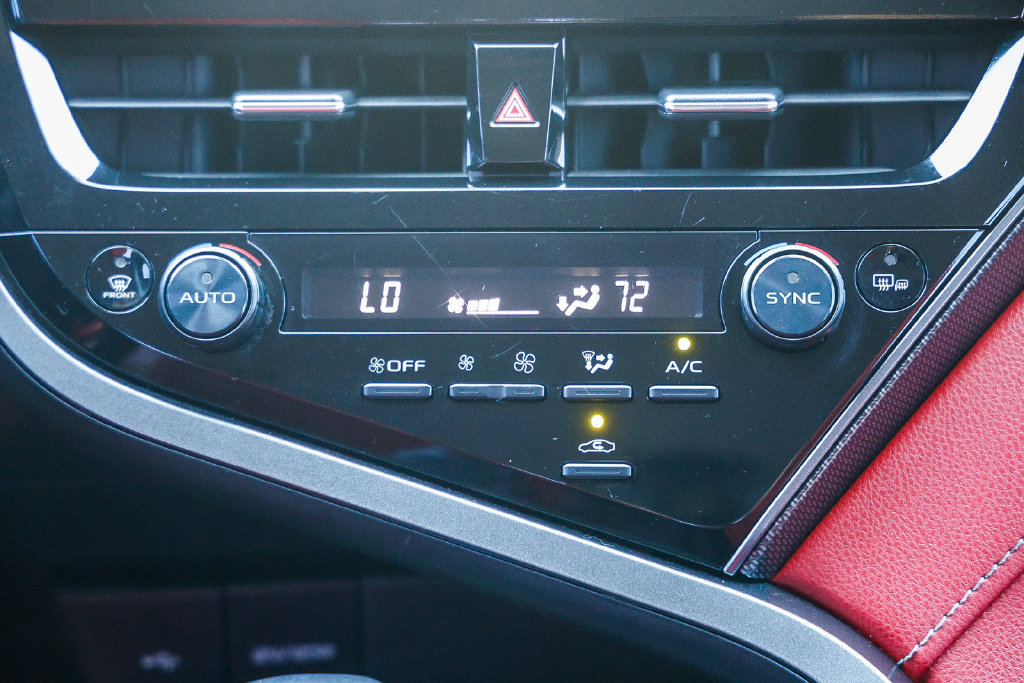 Used 2022 Toyota Camry XSE FWD image 20