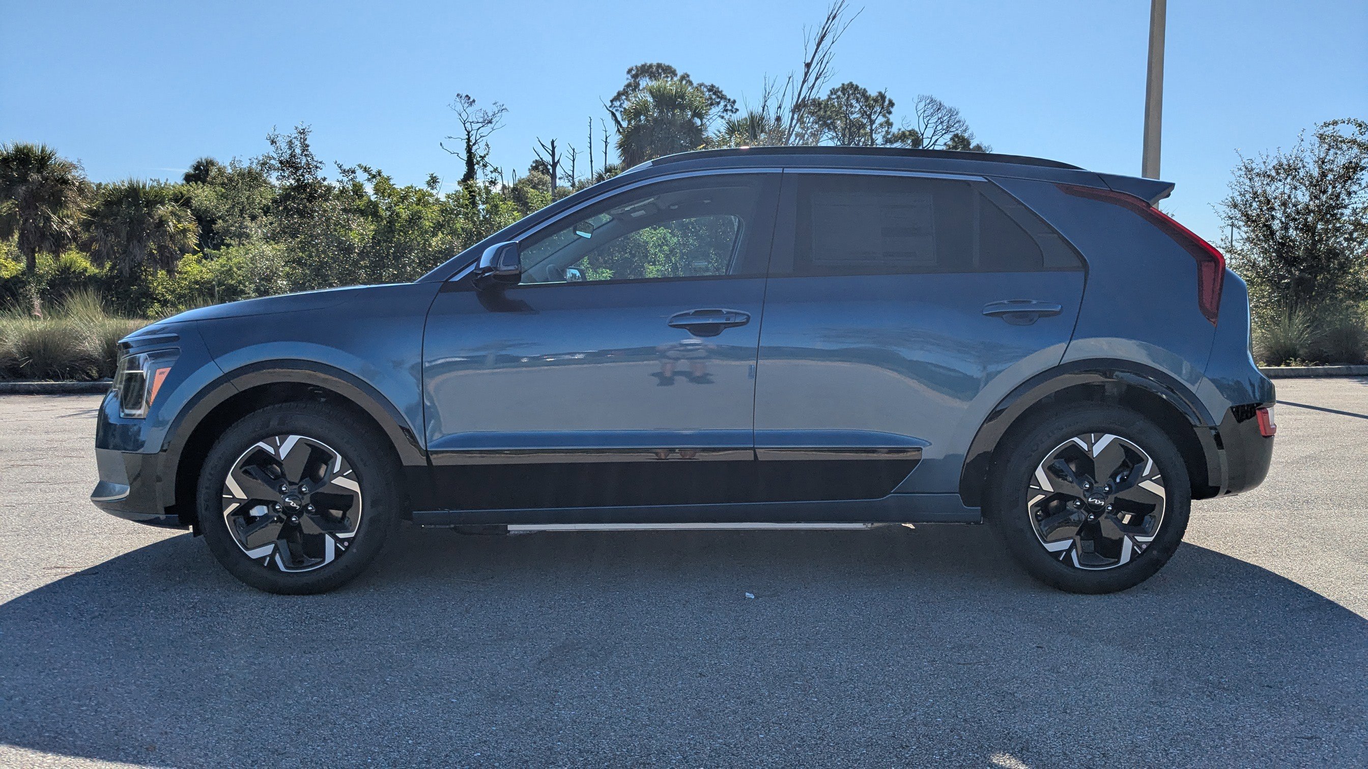 New 2025 Kia Niro Wind image 8