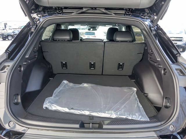 New 2026 Chevrolet Equinox EV LT image 8