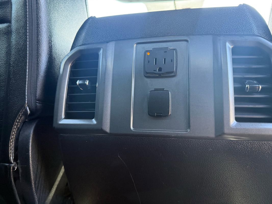 Used 2016 Ford F150 XLT w/ Equipment Group 302A Luxury image 26