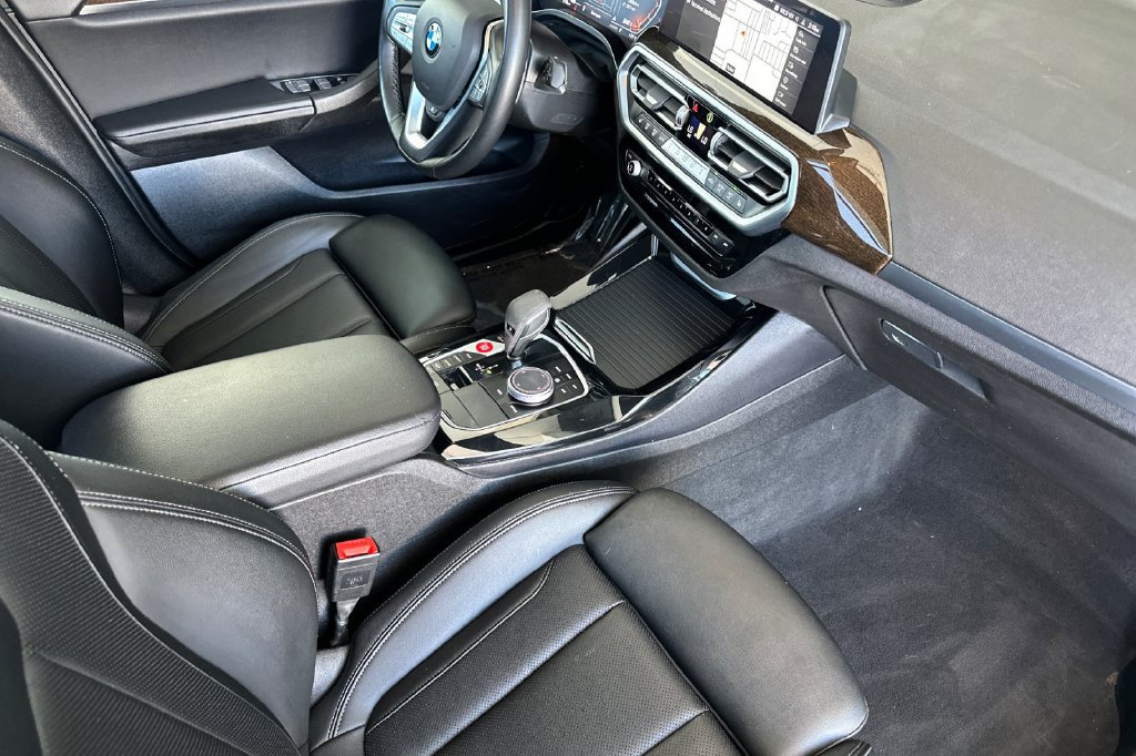 Used 2024 BMW X3 xDrive30i AWD/4WD image 18