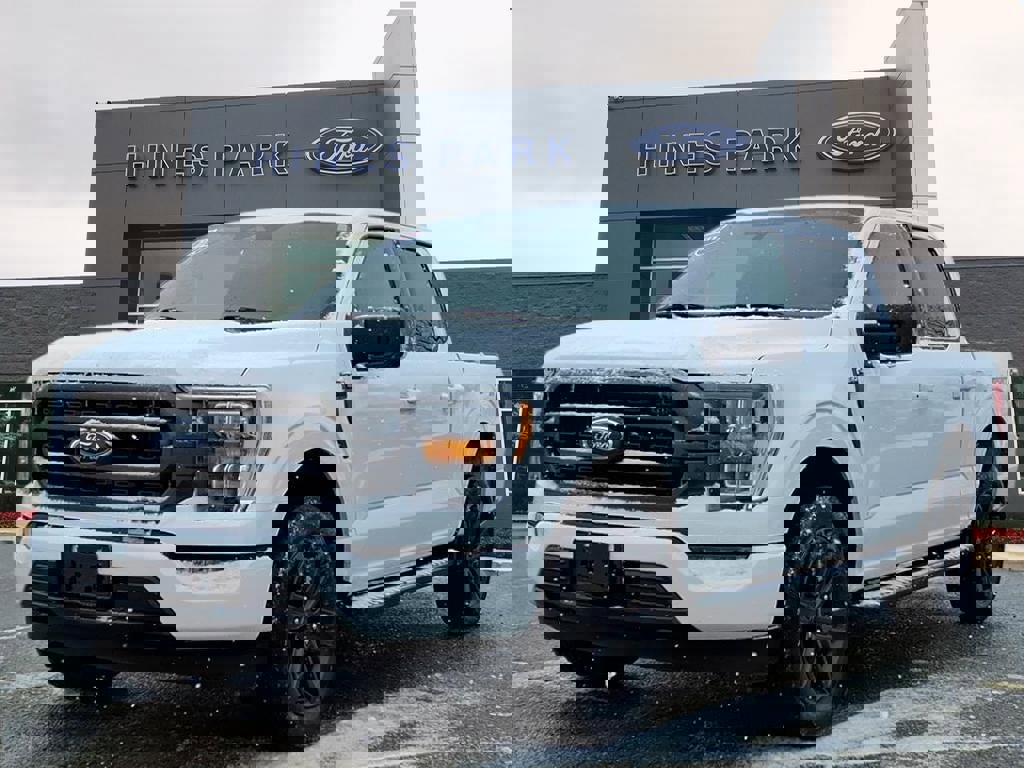 Certified 2022 Ford F150 XLT w/ Equipment Group 302A High image 3