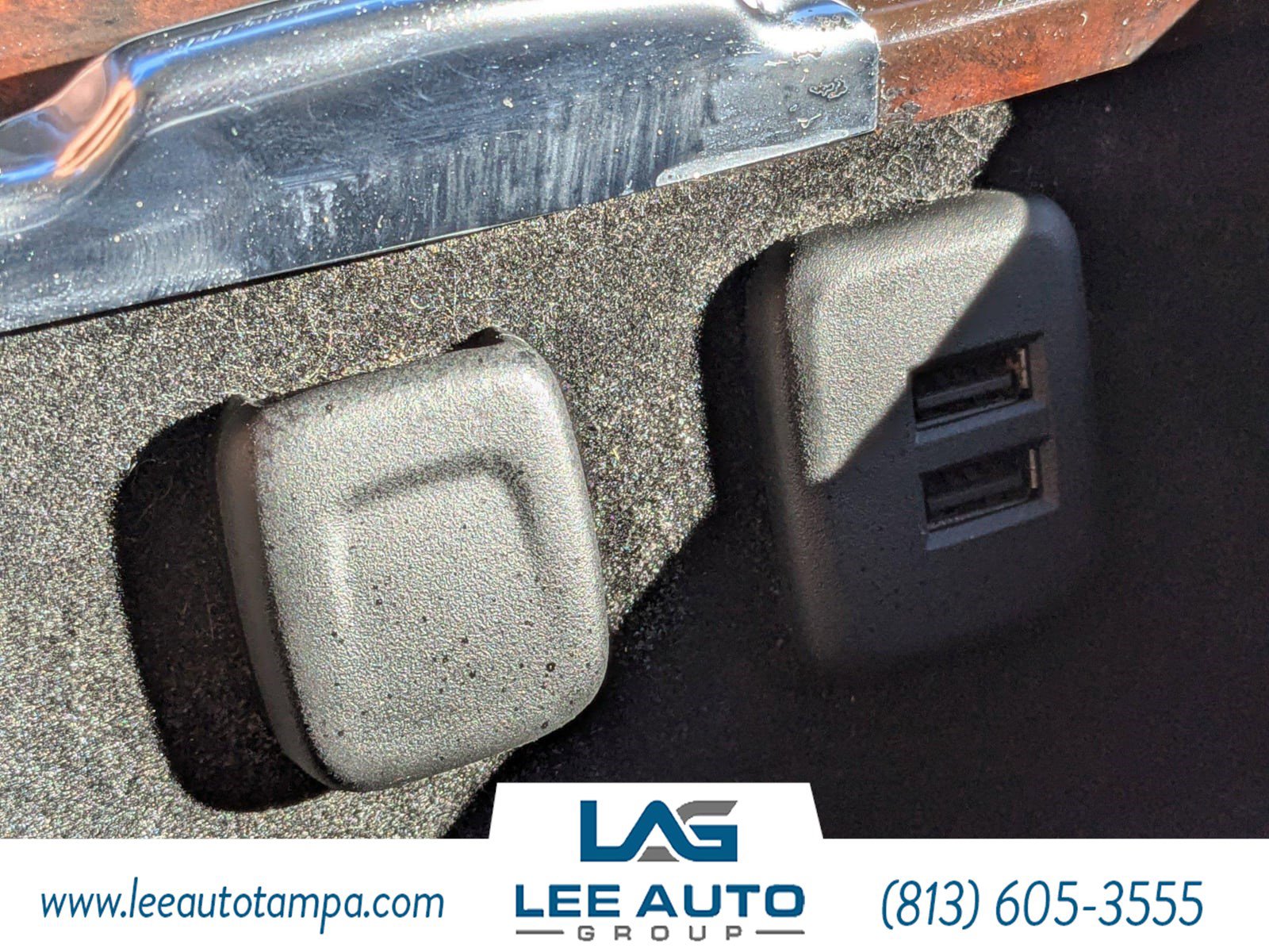 Used 2015 Cadillac Escalade Premium image 27