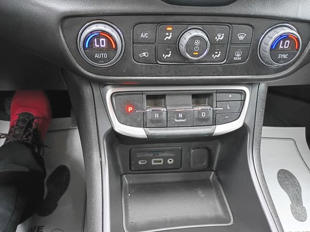 Used 2024 GMC Terrain SLT w/ Elevation Edition AWD/4WD image 36