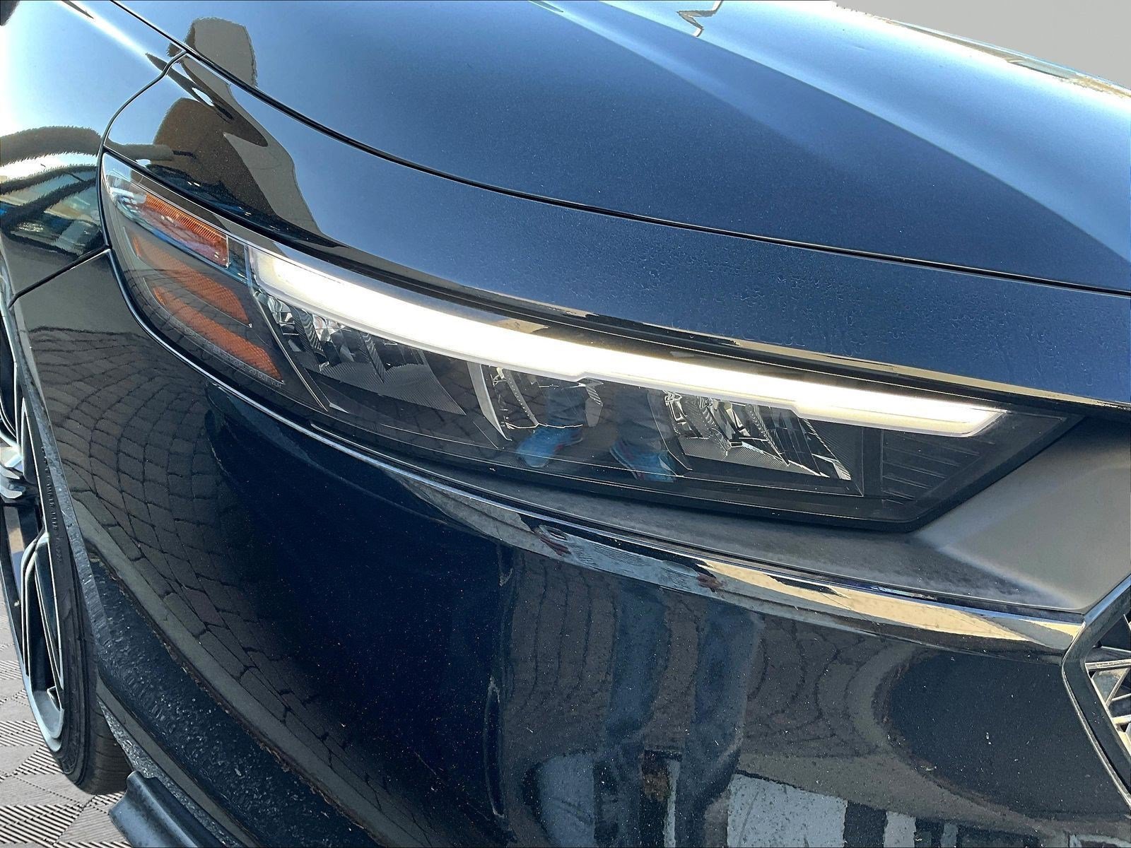 Used 2025 Honda Accord Sport image 31