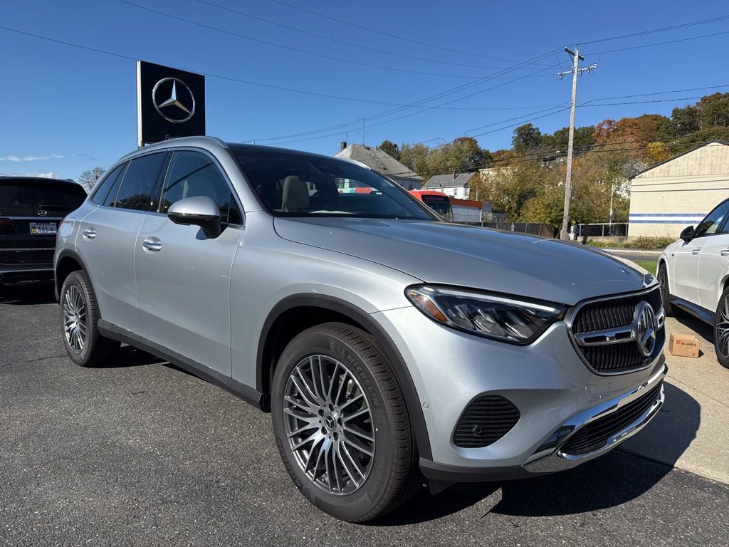 New 2026 Mercedes-Benz GLC 300 4MATIC
