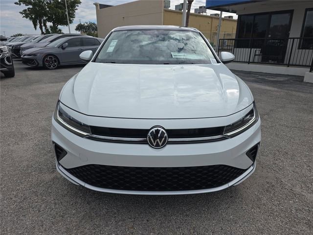 New 2026 Volkswagen Jetta SE image 2