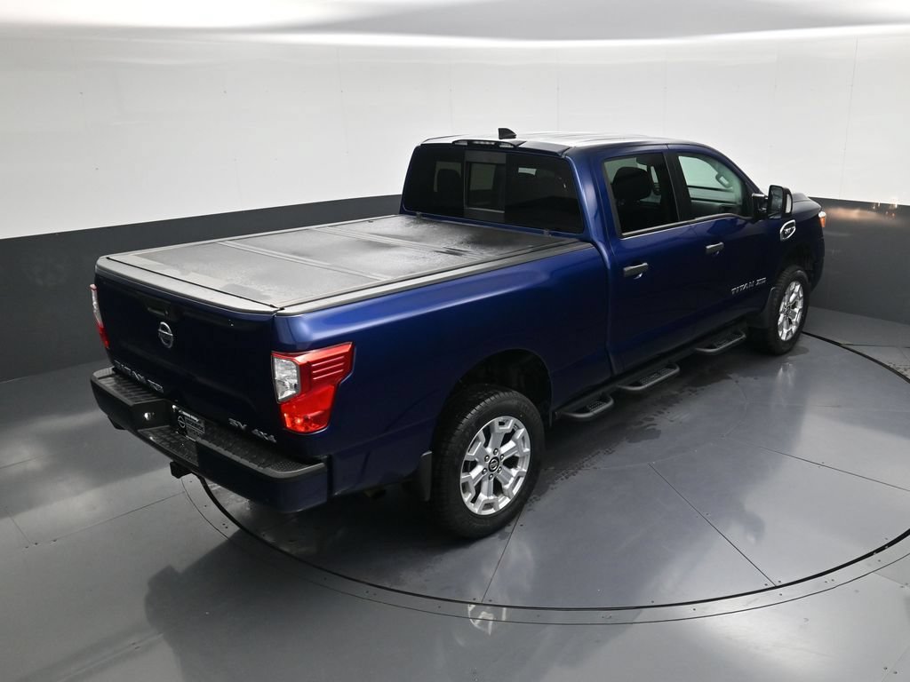Used 2022 Nissan Titan SV w/ SV Convenience Package AWD/4WD image 32