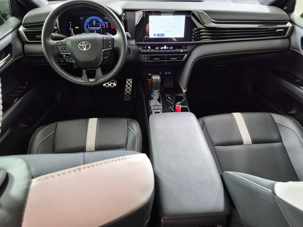Used 2025 Toyota Camry SE w/ Convenience Package FWD image 24