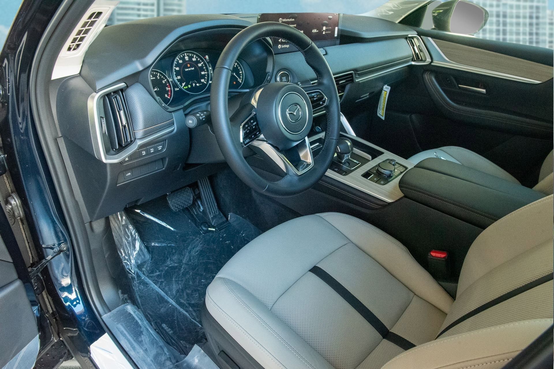 New 2025 MAZDA CX-90 3.3 Turbo w/ Preferred Package image 5