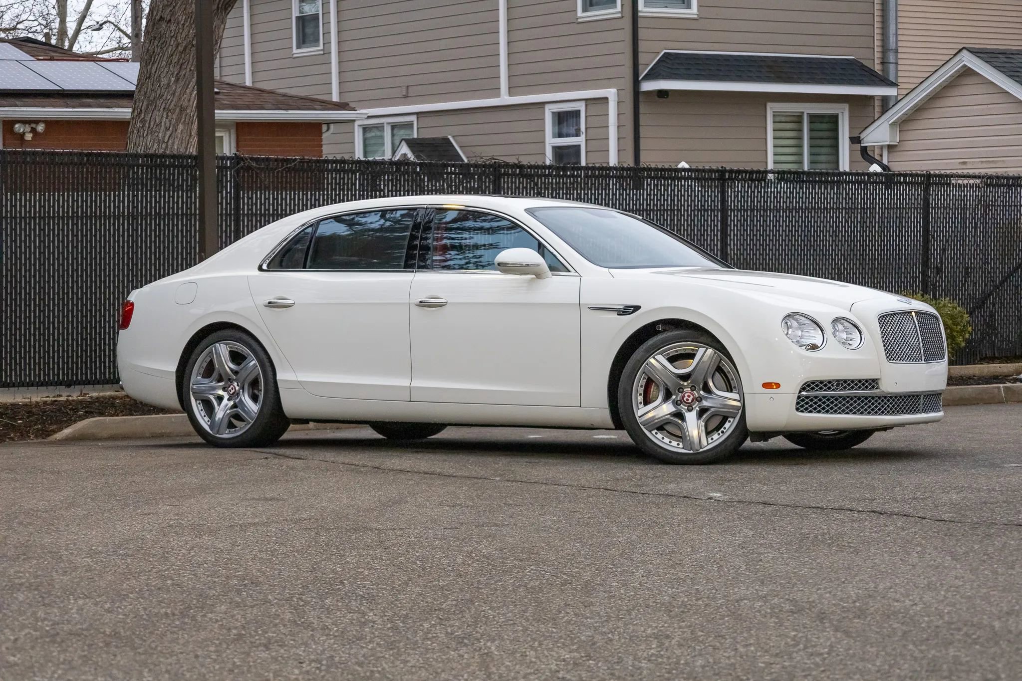 Used 2015 Bentley Flying Spur V8 image 10