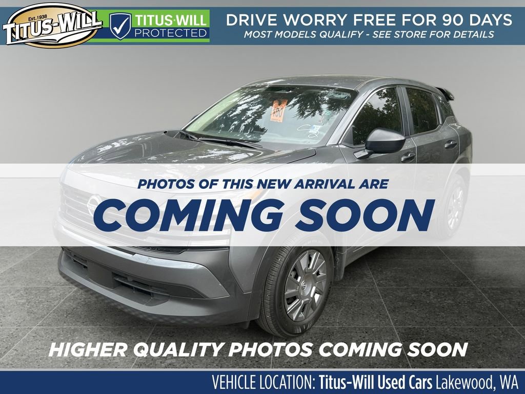 Used 2025 Nissan Kicks S image 2