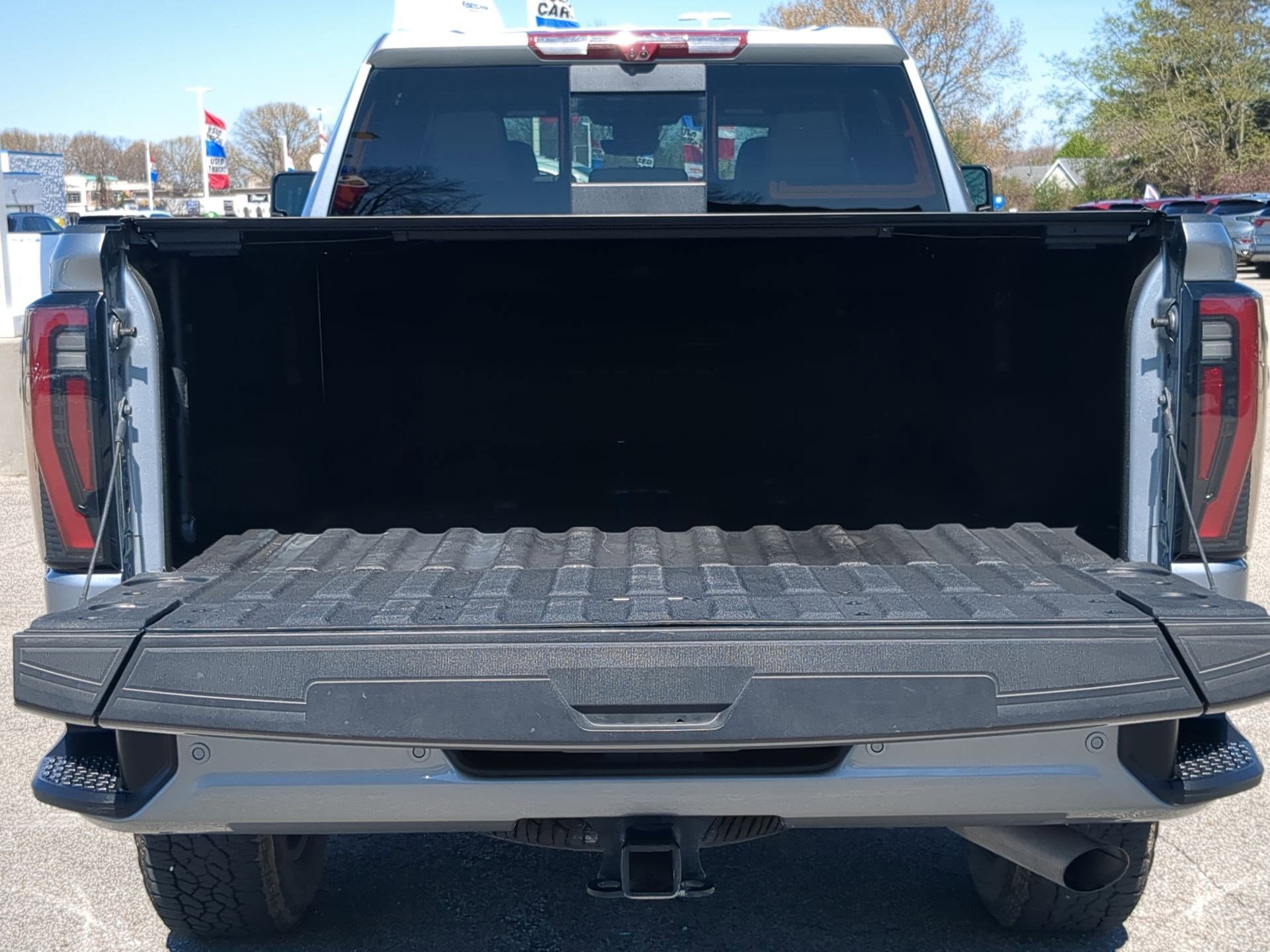 Used 2025 GMC Sierra 2500 AT4 w/ AT4 Premium Plus Package image 24