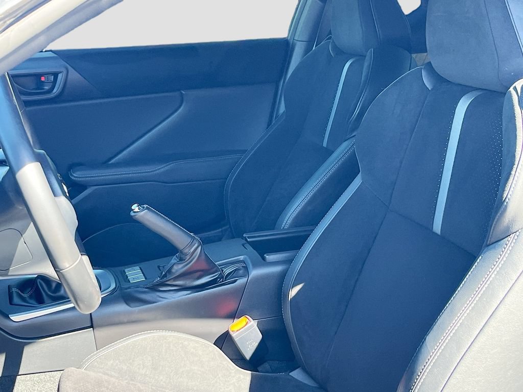 Used 2025 Toyota GR86 Premium w/ ALL Weather Mat Package (TMS) RWD image 20