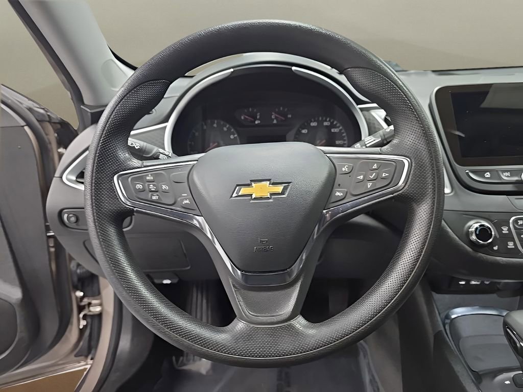Used 2024 Chevrolet Malibu LT image 22