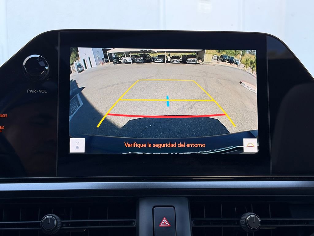 Certified 2024 Lexus UX 250h FWD image 17