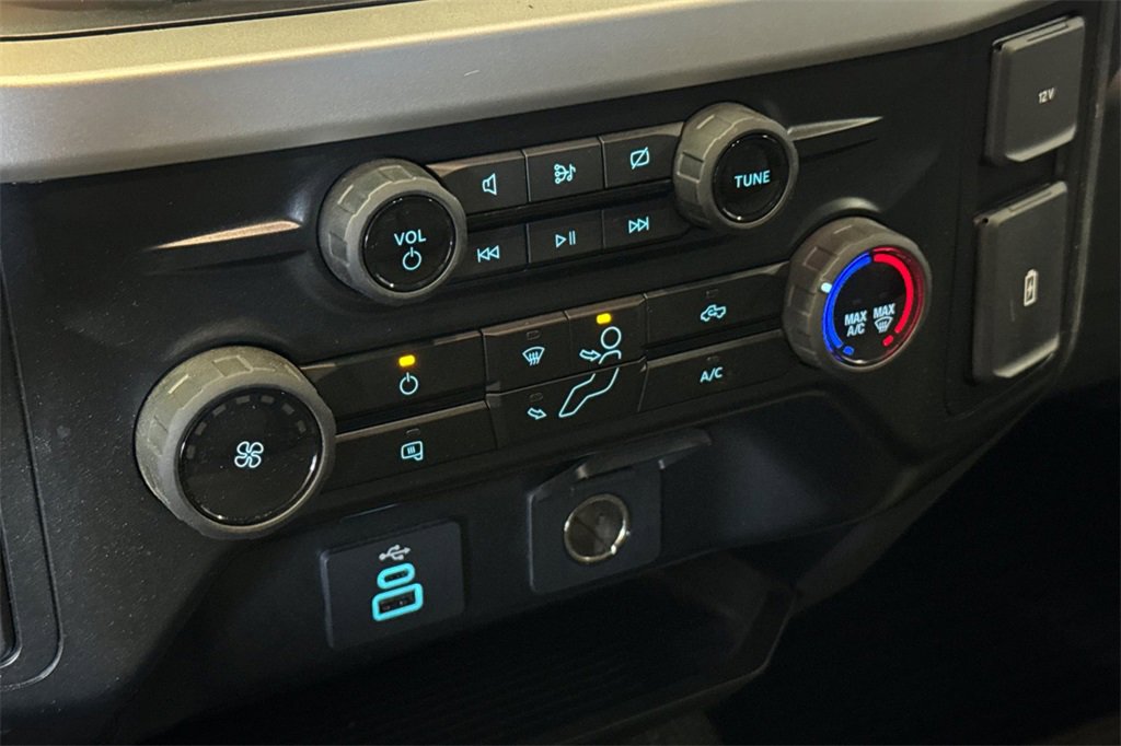 Used 2023 Ford F250 XL w/ XL Chrome Package image 17