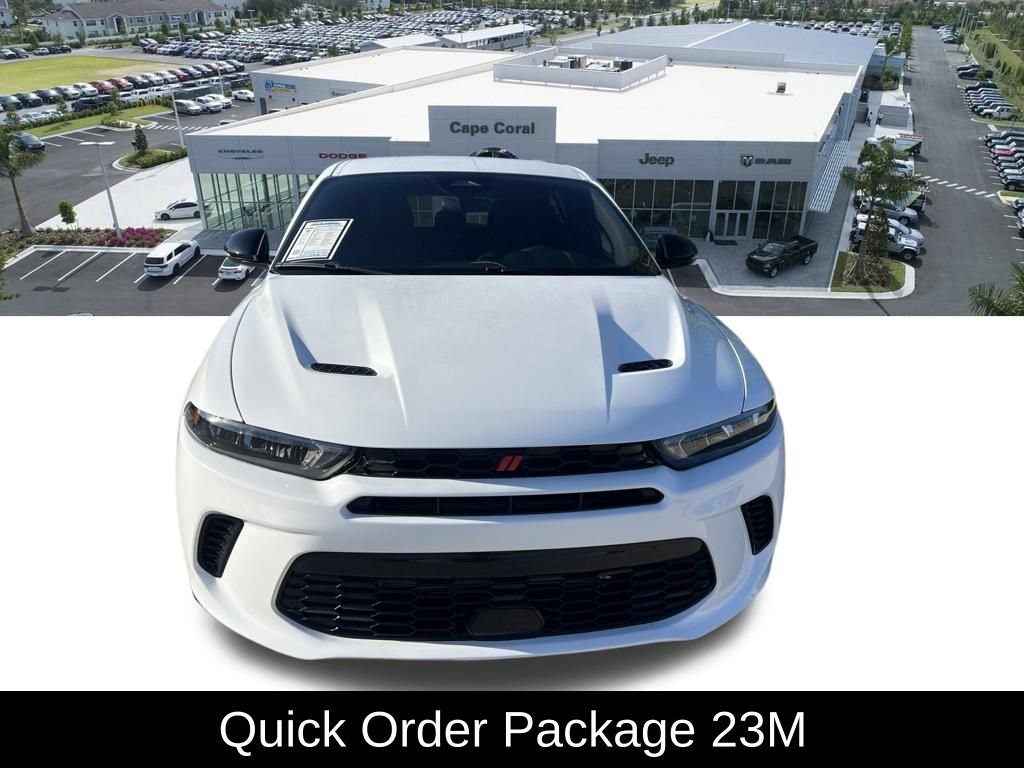 Used 2023 Dodge Hornet GT w/ GT Blacktop Package AWD/4WD image 3
