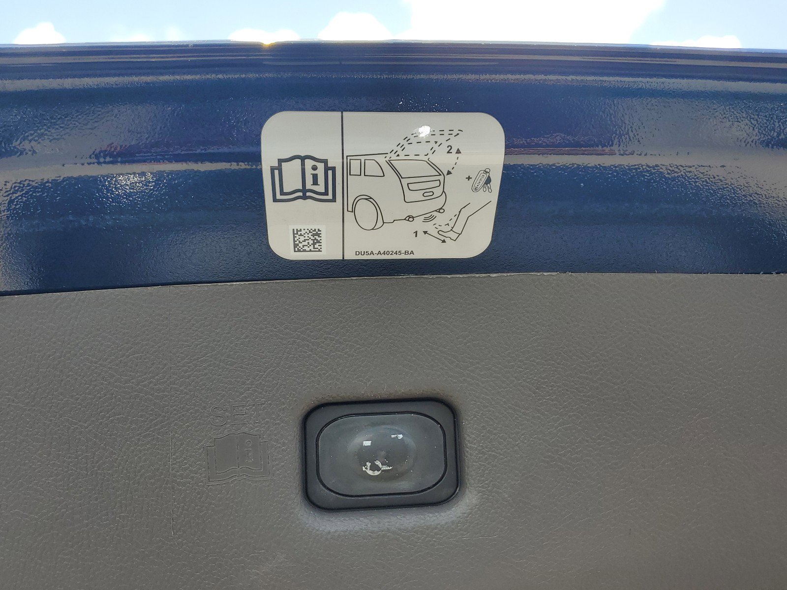 Used 2019 Lincoln Nautilus Reserve image 9