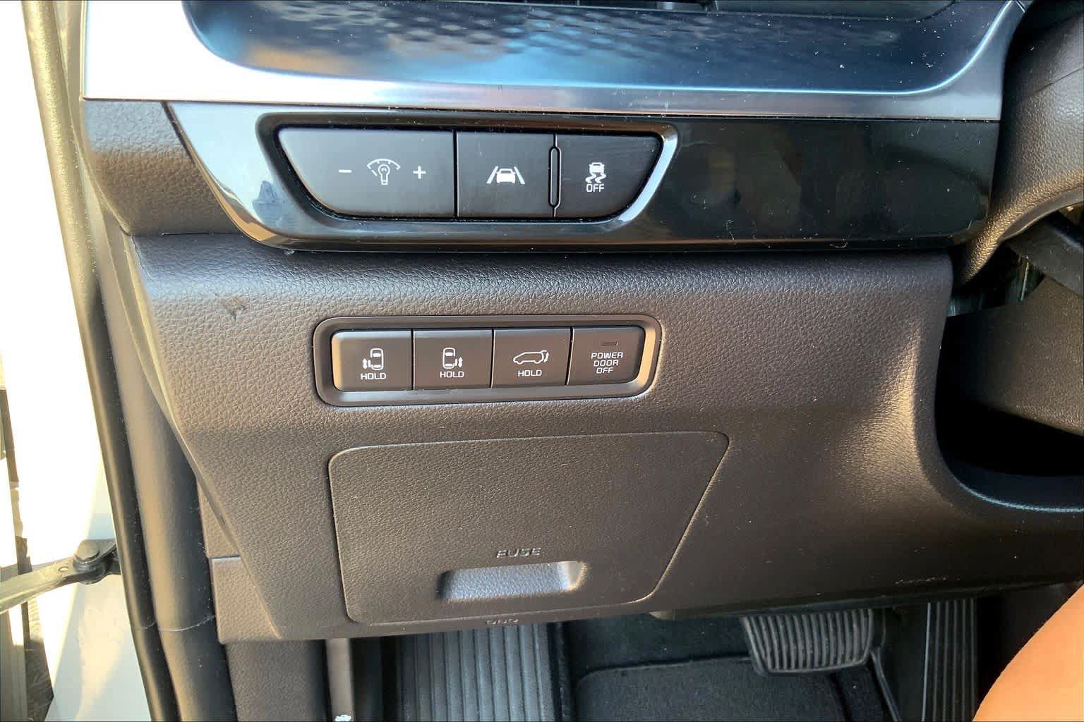 Used 2024 Kia Carnival SX Prestige FWD image 32