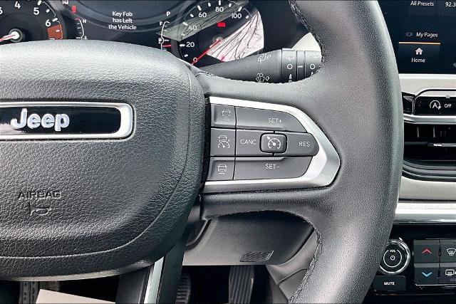 Used 2023 Jeep Compass Limited AWD/4WD image 18