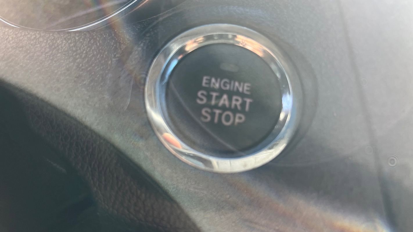 Used 2017 Subaru Outback 2.5i Limited image 18