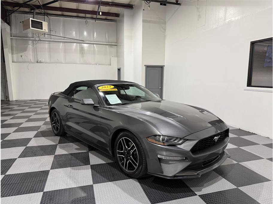 Used 2023 Ford Mustang Premium image 2