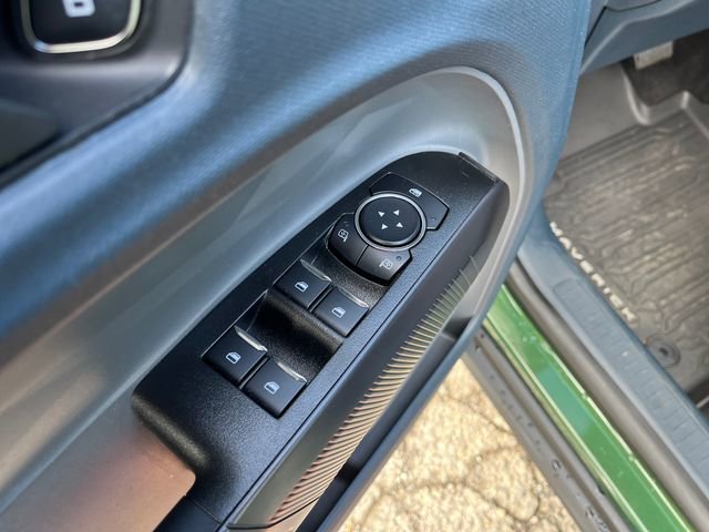 Used 2025 Ford Maverick Lariat w/ Black Appearance Package image 12