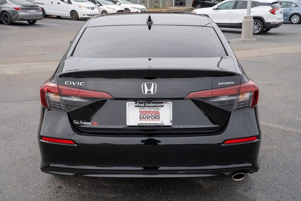 Used 2025 Honda Civic Sport image 4