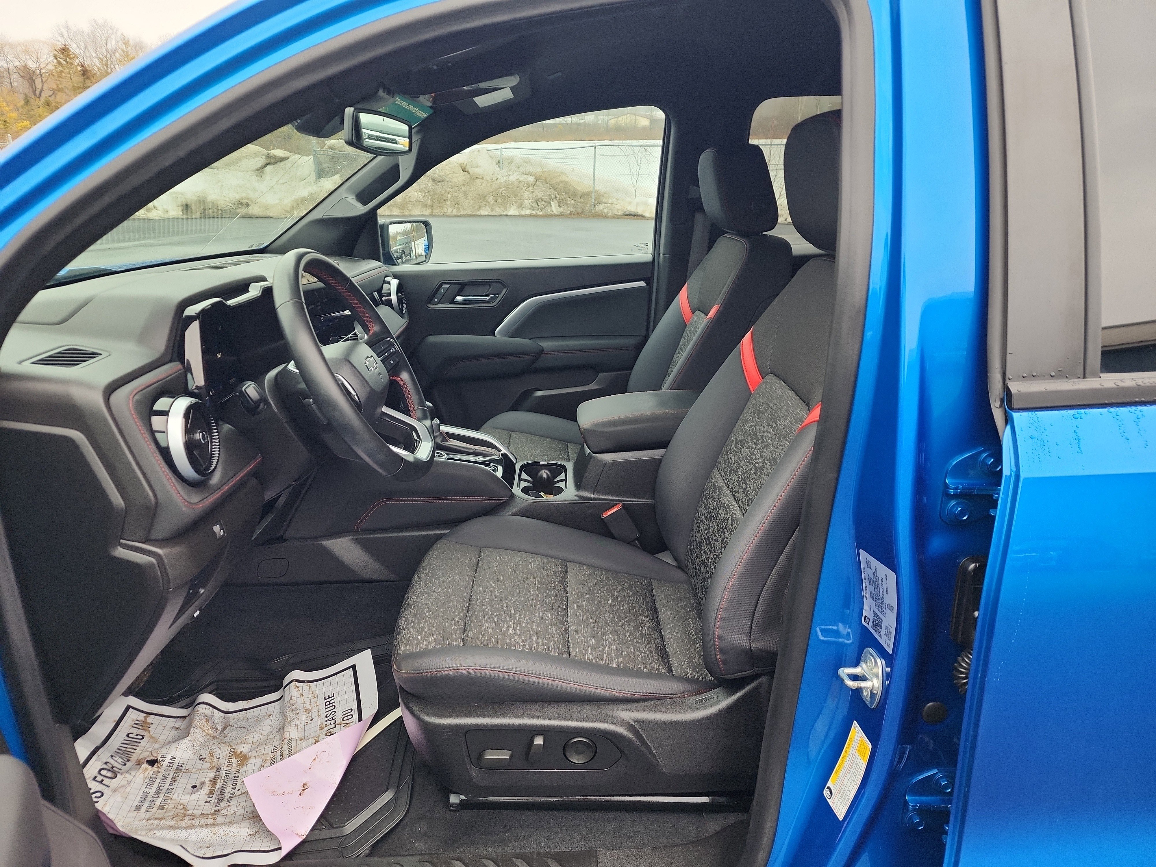 Certified 2024 Chevrolet Colorado Z71 w/ Z71 Convenience Package 2 image 11