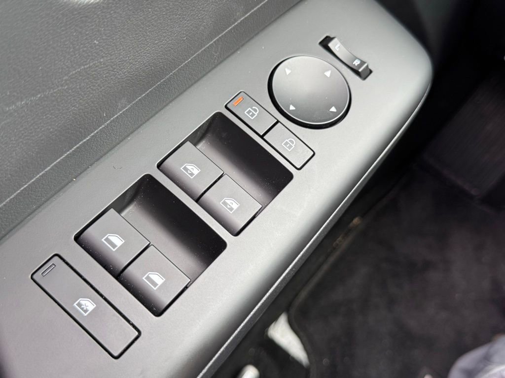 New 2024 Hyundai Kona SEL w/ Convenience Package image 22