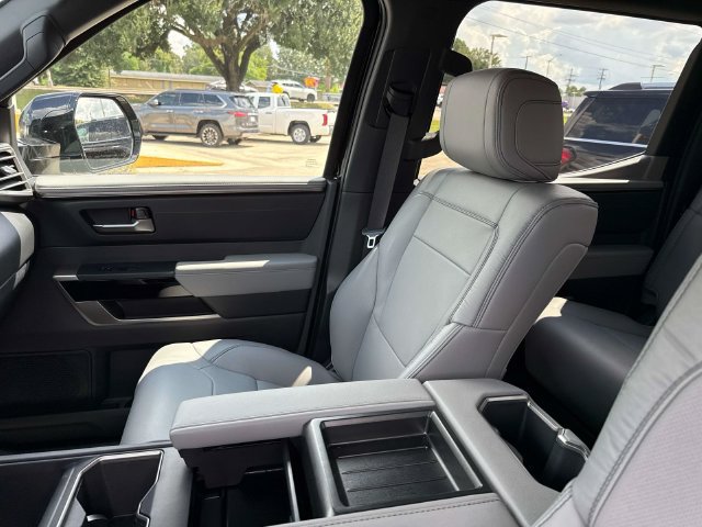 Used 2026 Toyota Tundra Limited w/ Power Package RWD image 18