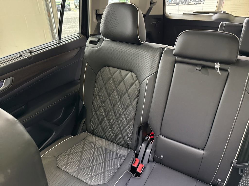 New 2026 Volkswagen Atlas SEL Premium R-Line image 13
