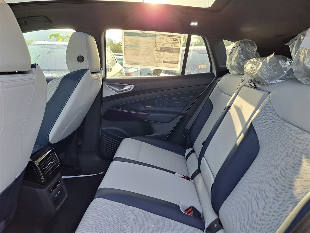 New 2025 Volkswagen ID.4 Pro S Plus image 5