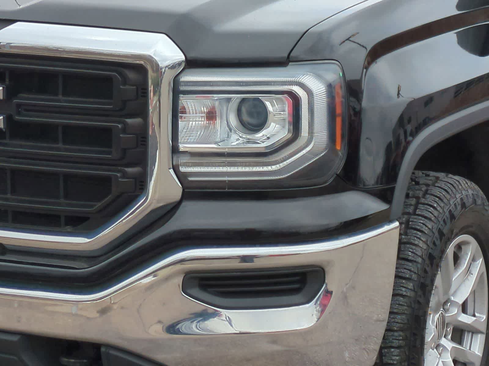 Used 2017 GMC Sierra 1500 4x4 Double Cab image 11