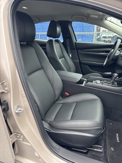 Used 2024 MAZDA MAZDA3 s image 5