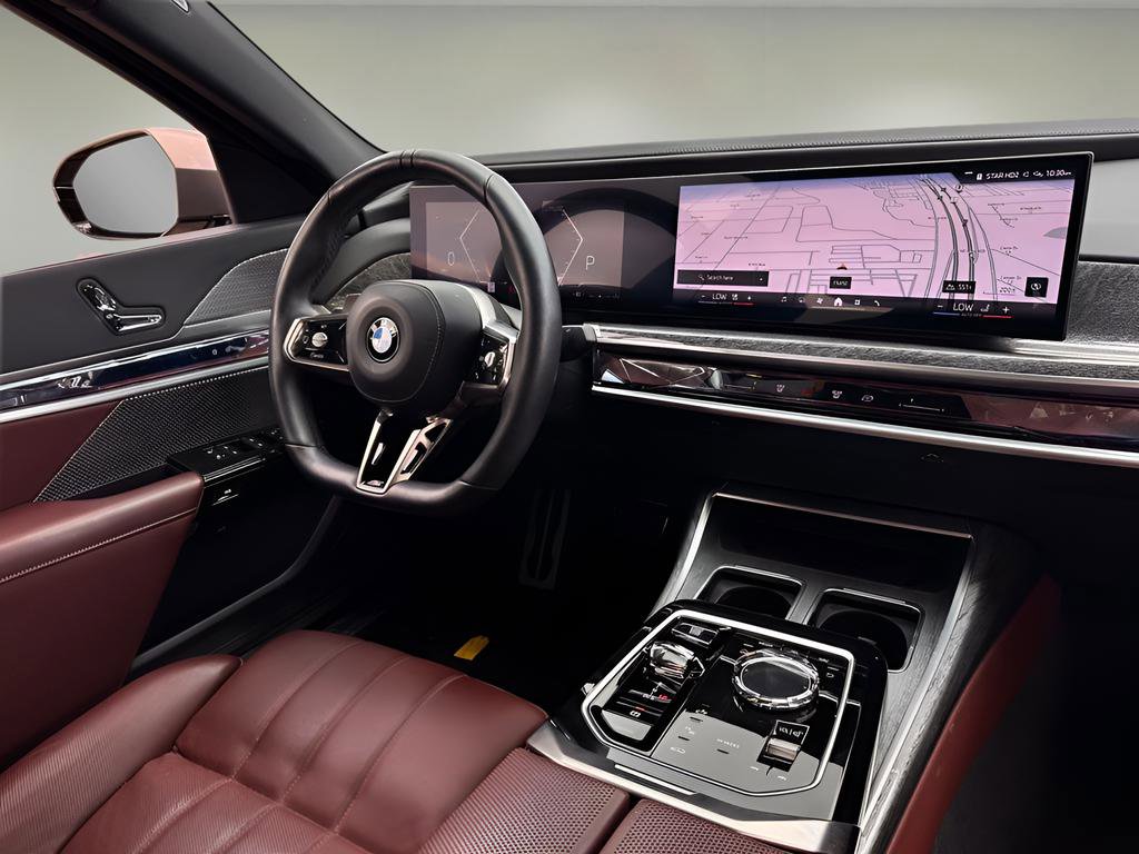 Used 2024 BMW 740i w/ Premium Package image 9