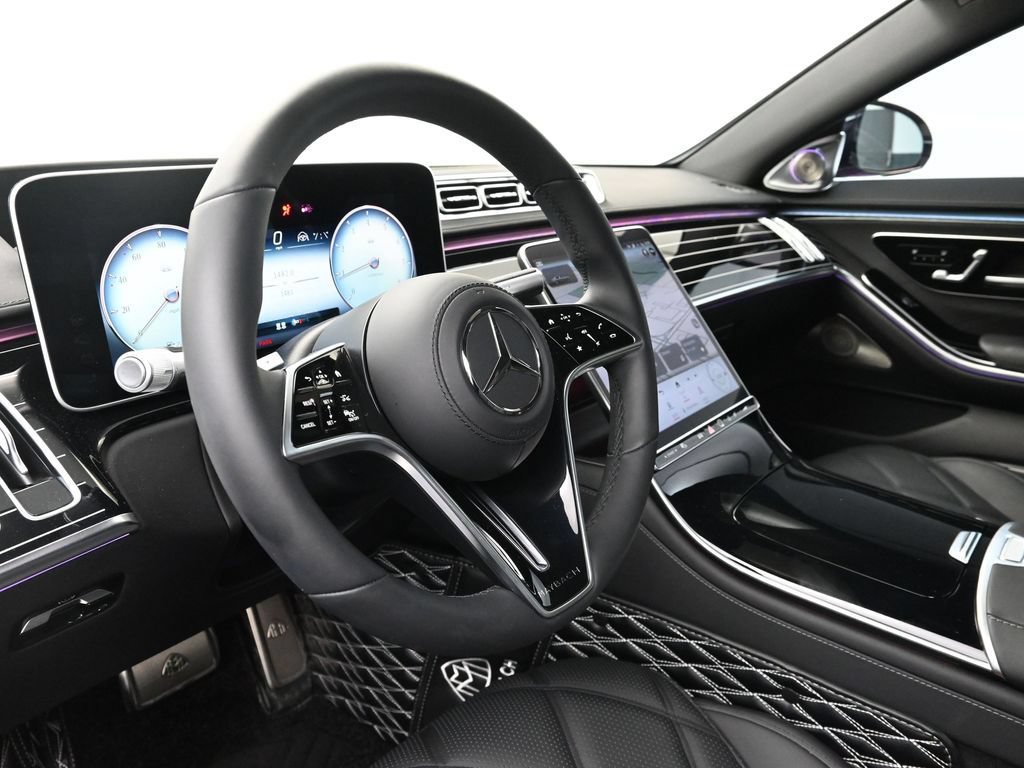 Used 2023 Mercedes-Benz Maybach S 580 4MATIC image 4