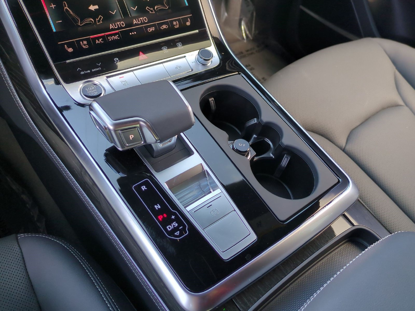 New 2027 Audi Q8 Premium Plus AWD/4WD image 7