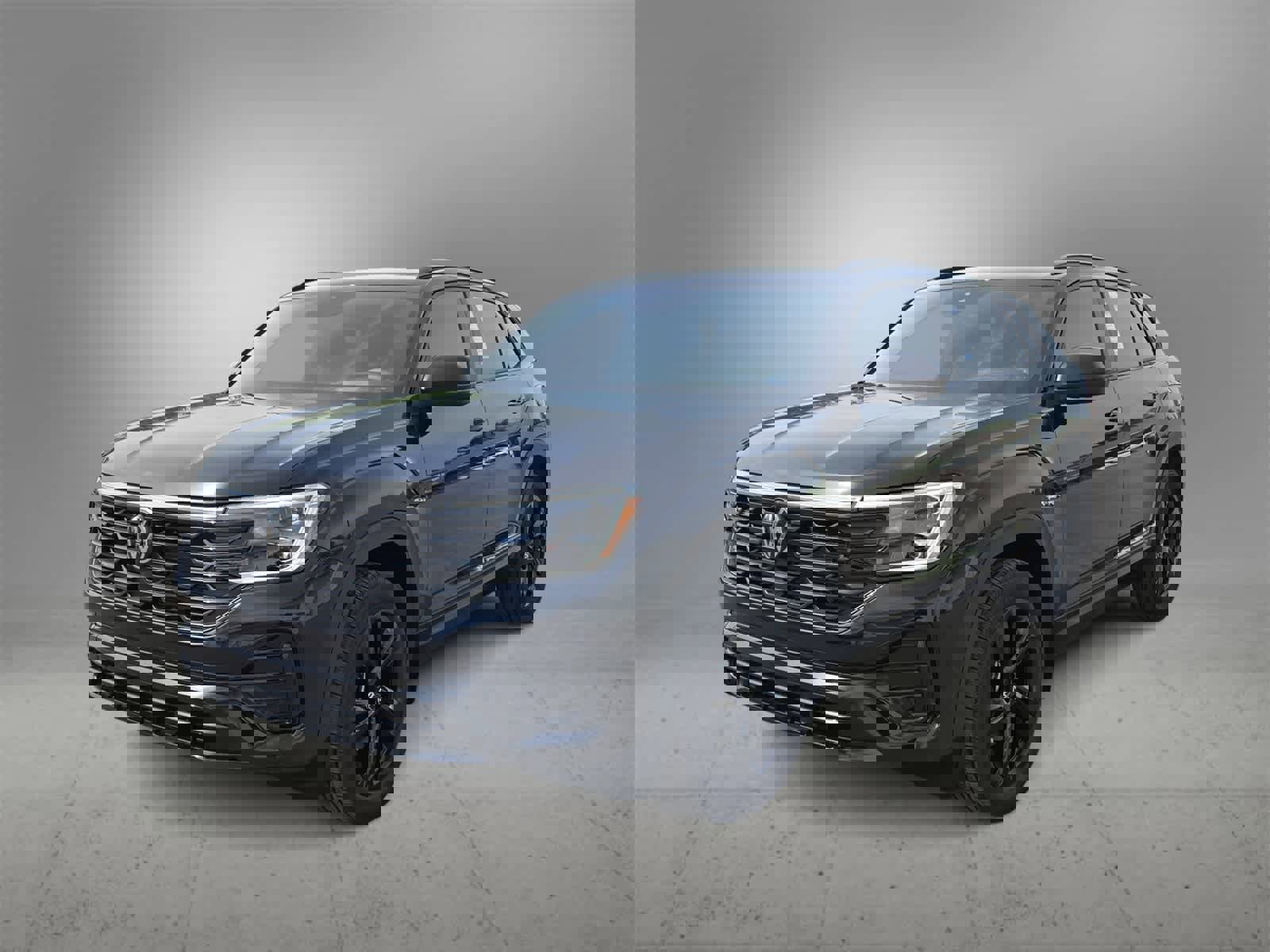 New 2026 Volkswagen Atlas Cross Sport SEL R-Line image 4