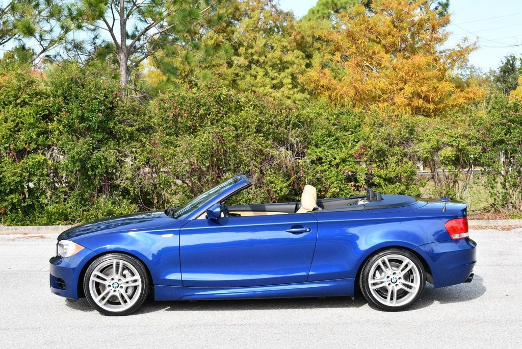 Used 2013 BMW 135i Convertible image 26