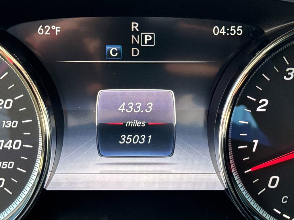 Used 2018 Mercedes-Benz E 400 E 400 image 32