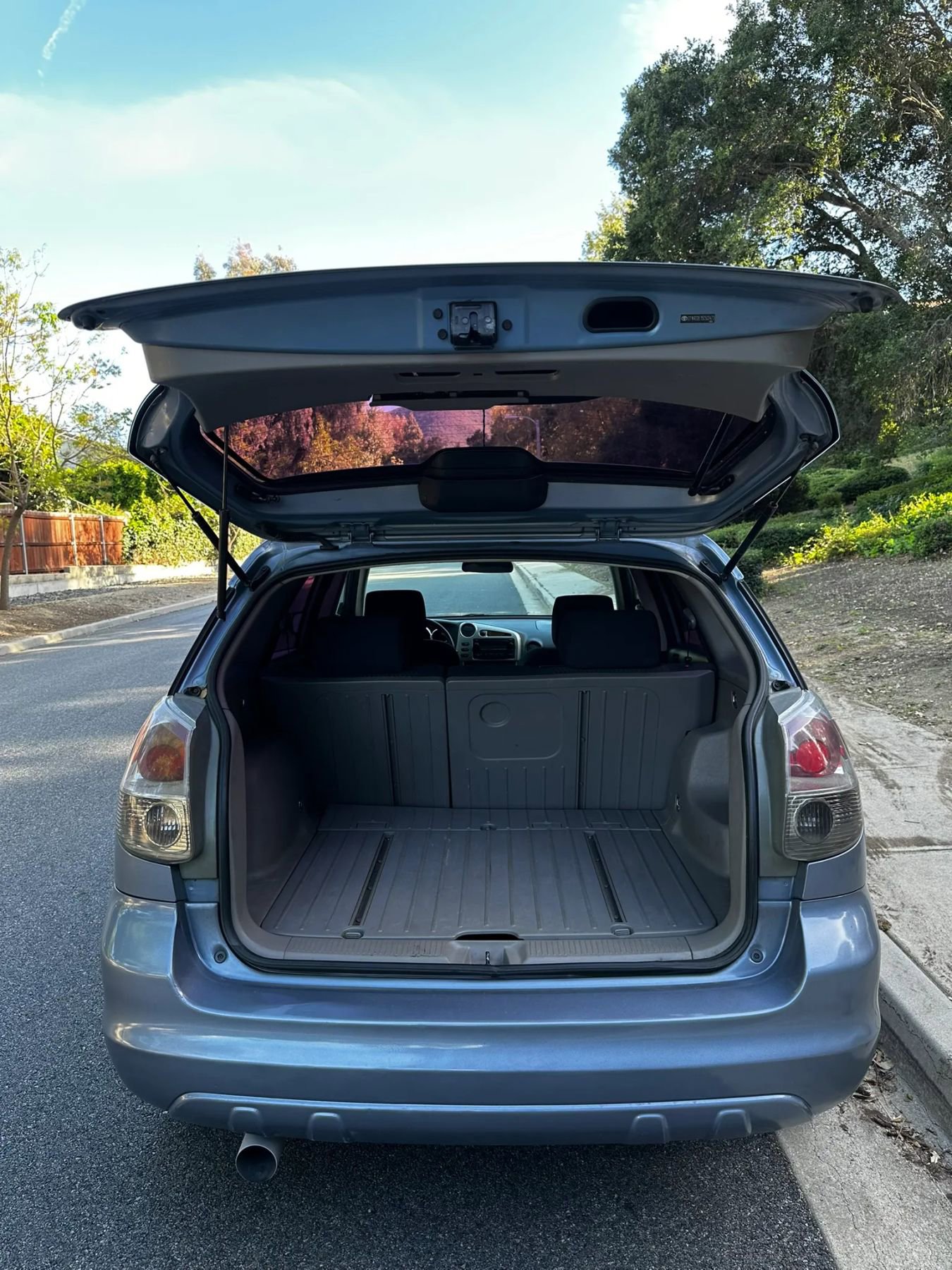 Used 2005 Toyota Matrix FWD image 5