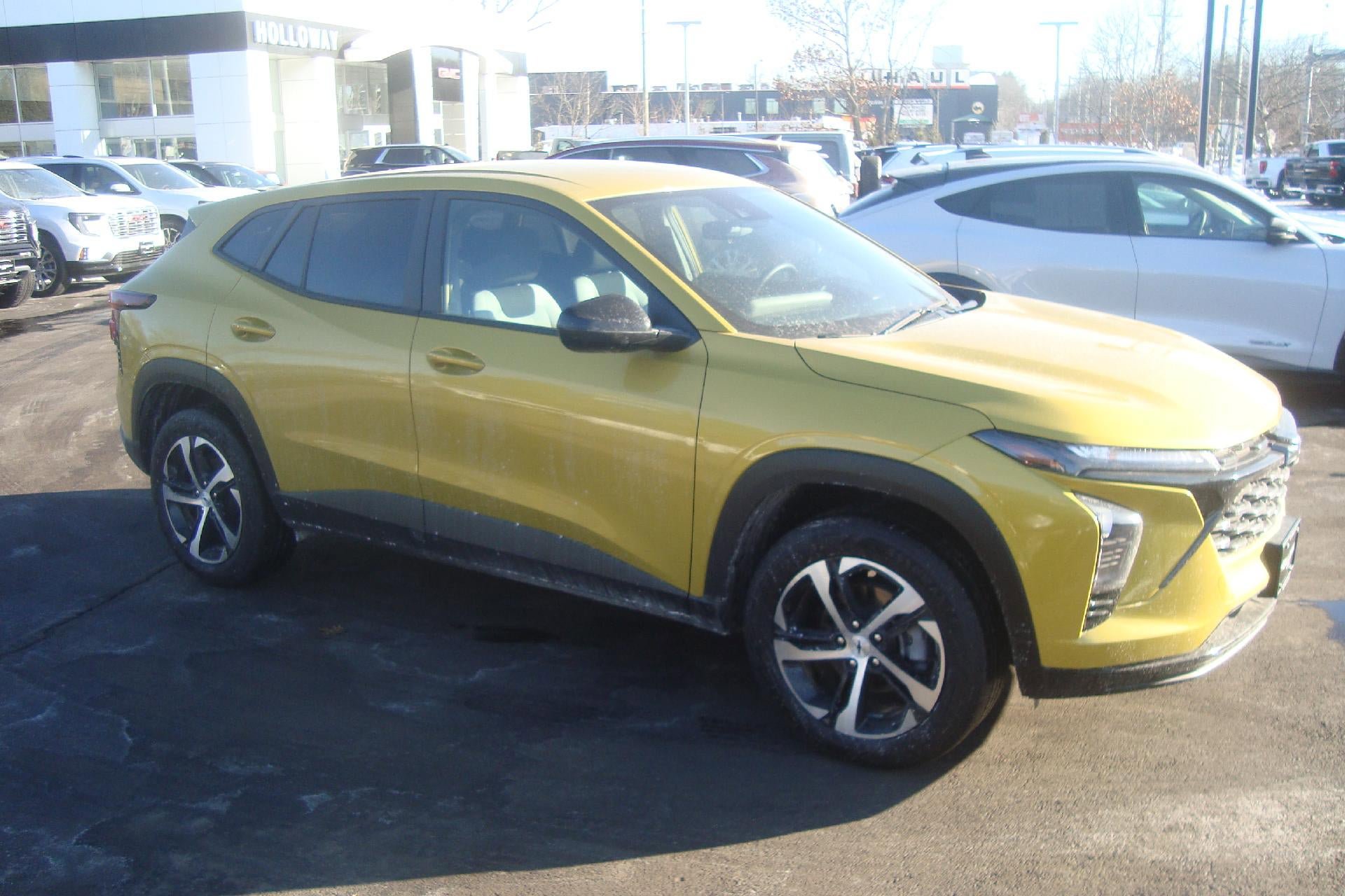 Certified 2024 Chevrolet Trax RS image 3