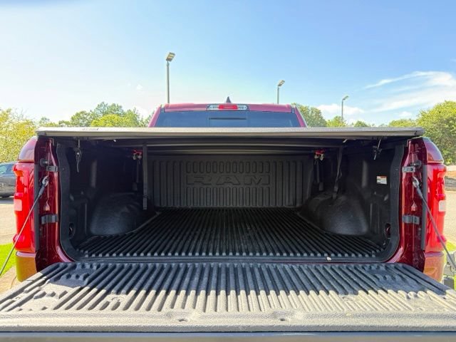 Used 2025 RAM 1500 Laramie AWD/4WD image 29