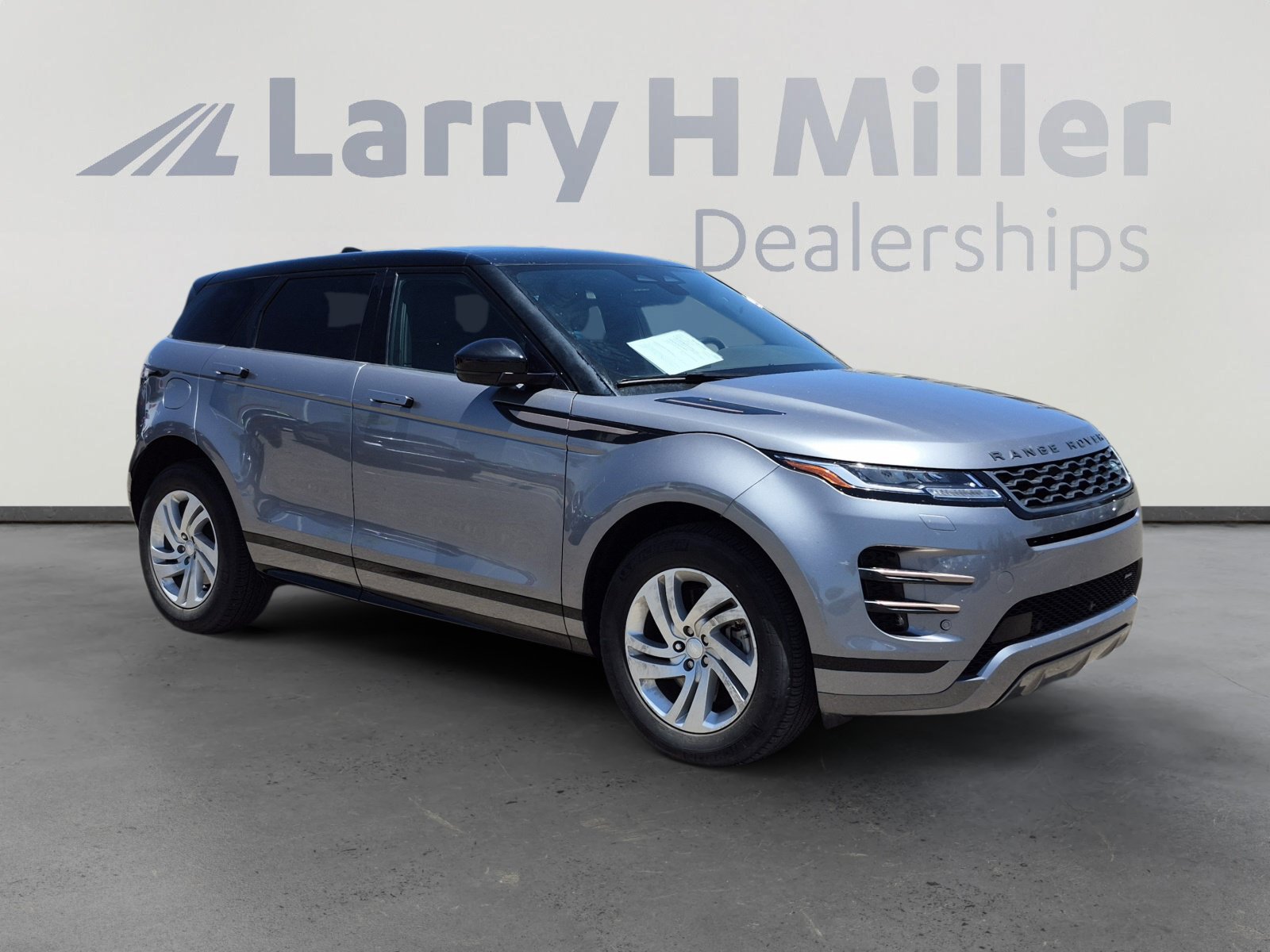 Used 2023 Land Rover Range Rover Evoque R-Dynamic S AWD/4WD image 7