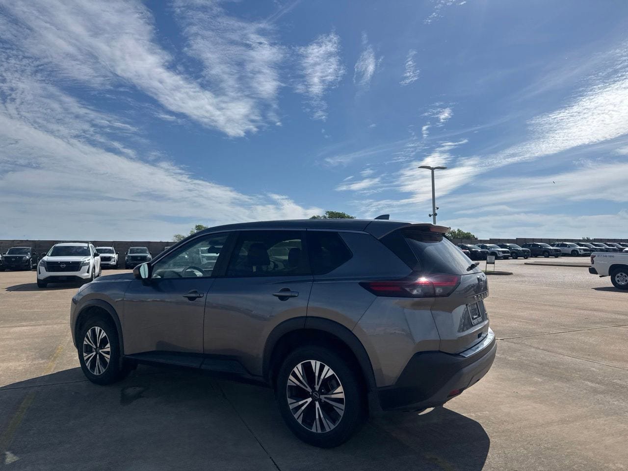 Certified 2023 Nissan Rogue SV FWD image 14