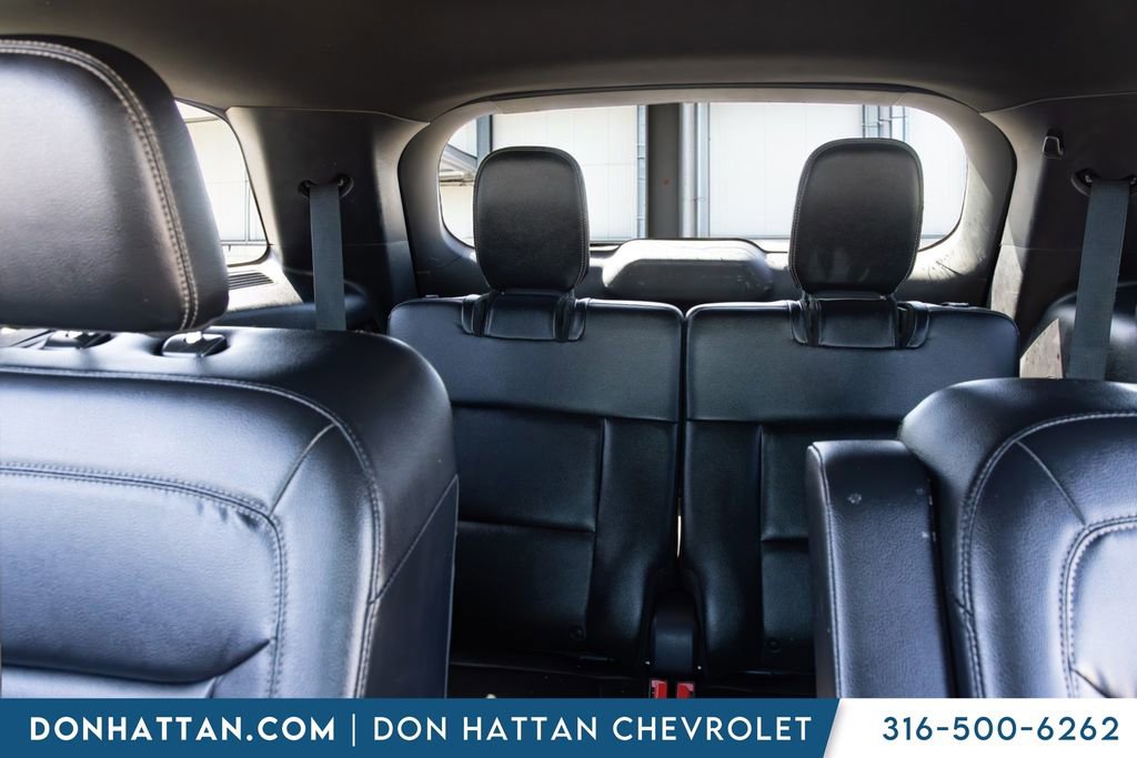 Used 2020 Ford Explorer XLT w/ Equipment Group 202A RWD image 17