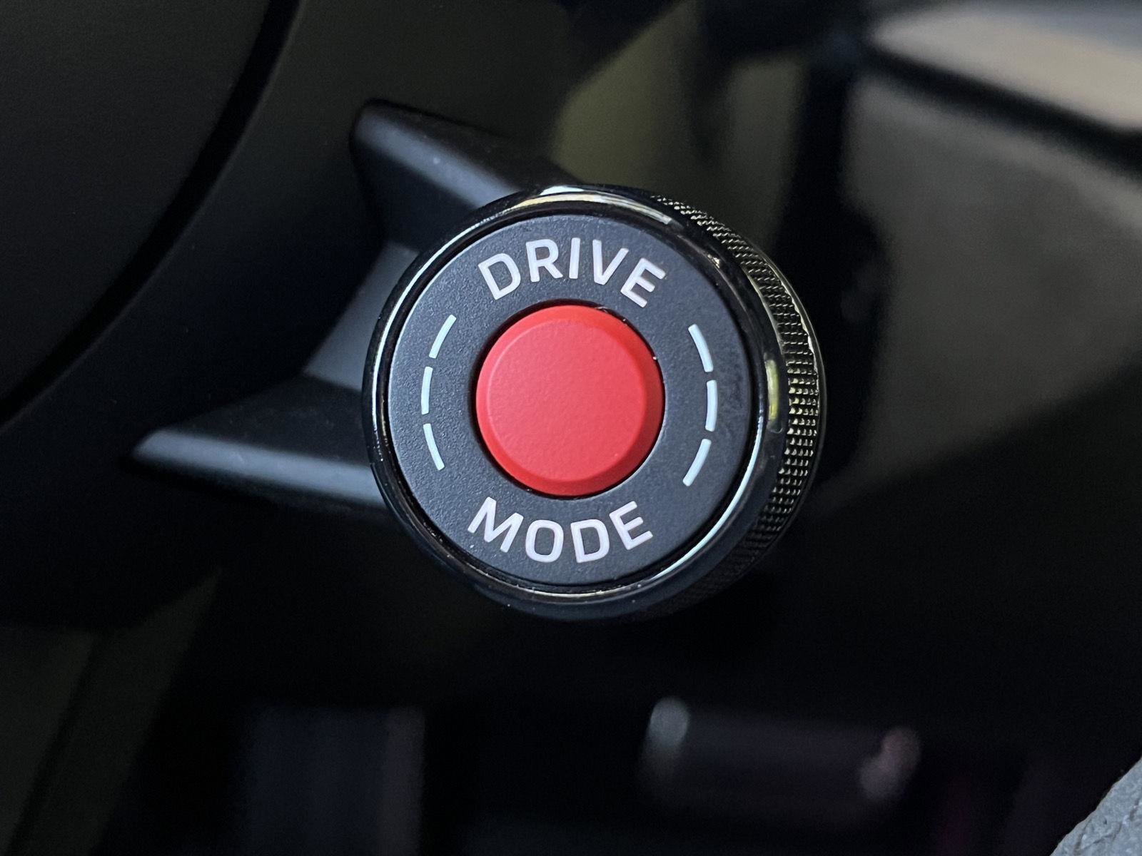 Used 2025 Porsche 911 Carrera 4 GTS image 17