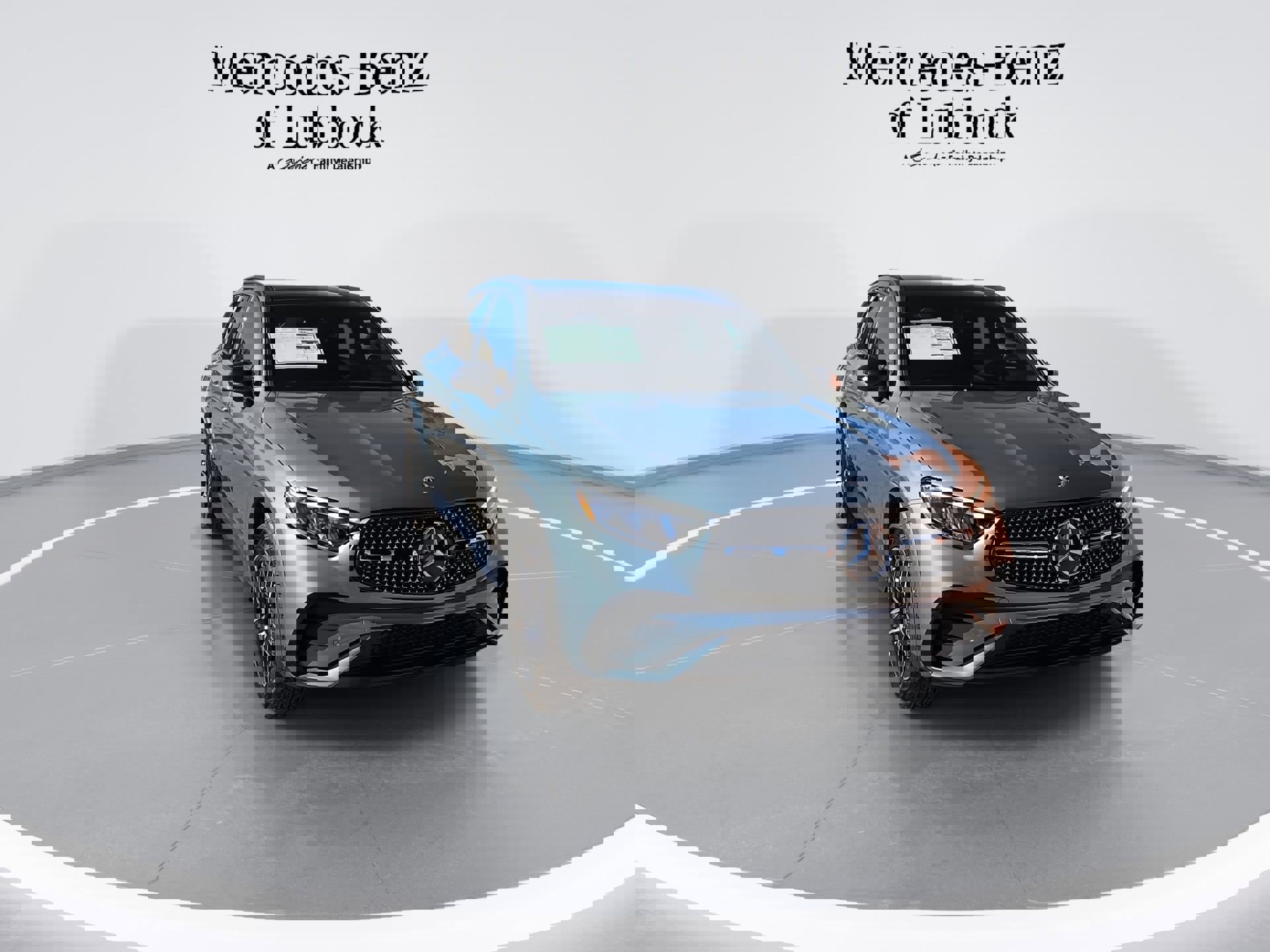 New 2025 Mercedes-Benz GLC 350e 4MATIC image 2
